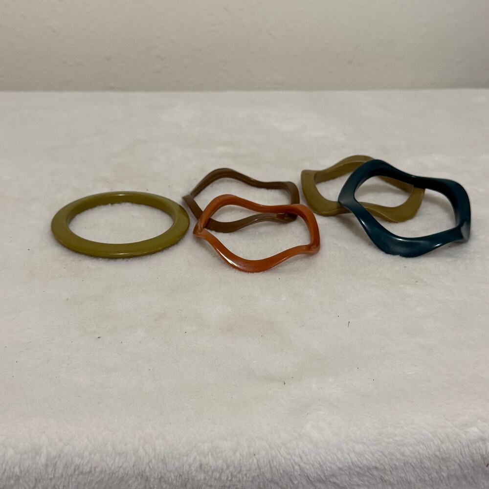 Vintage Art Deco Style Wavy Zig Zag Stackable Bangle Bracelets Set of 5